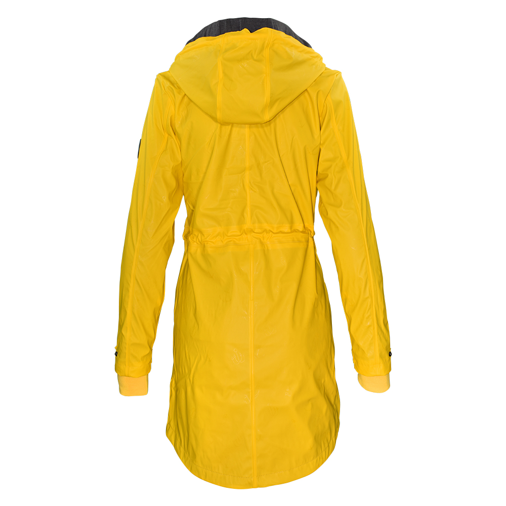 Weibliches Model mit CAMPS BAY Regenjacke in Lemon Chrome