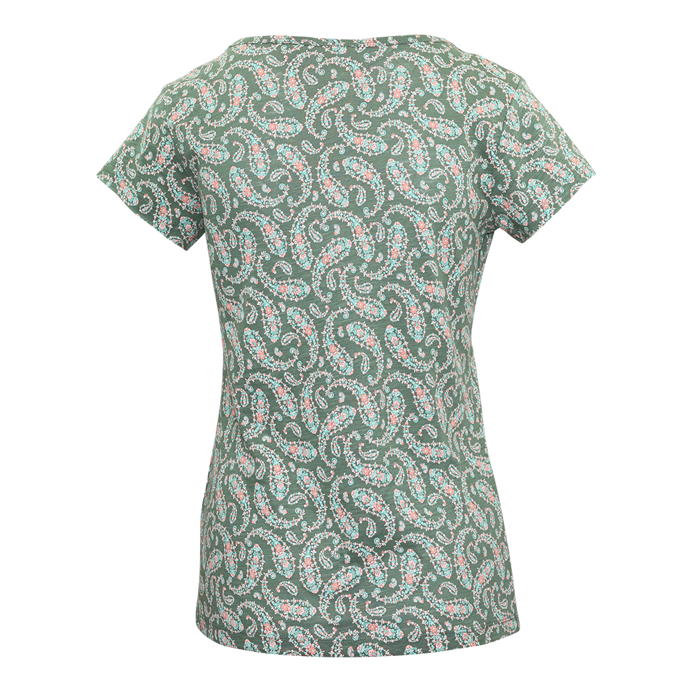 Weibliches Model mit CAMPS BAY T-Shirt in Hedge Green